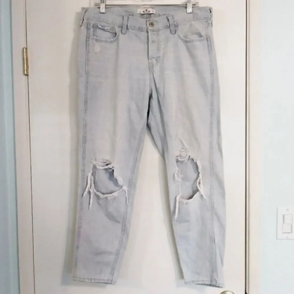 Hollister Light Wash High Rise Destroyed Mom Jeans
